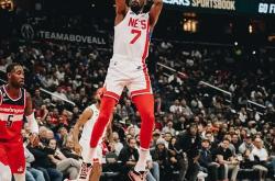 杜兰特迎来五赛季高光表现，独行侠球迷沸腾！的简单介绍