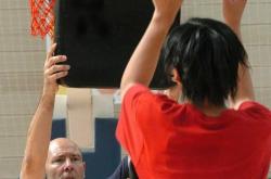 尼斯内部会议纪要流出——清晨战术微调，CBA季后赛使命明确，资深球员宣示担当的简单介绍